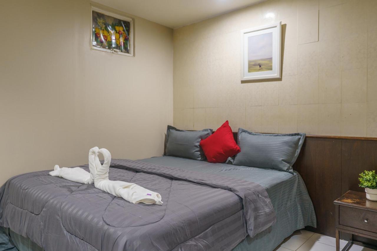 Cheqinn Bed Sukhumvit 4 Nana Plaza Banguecoque Exterior foto