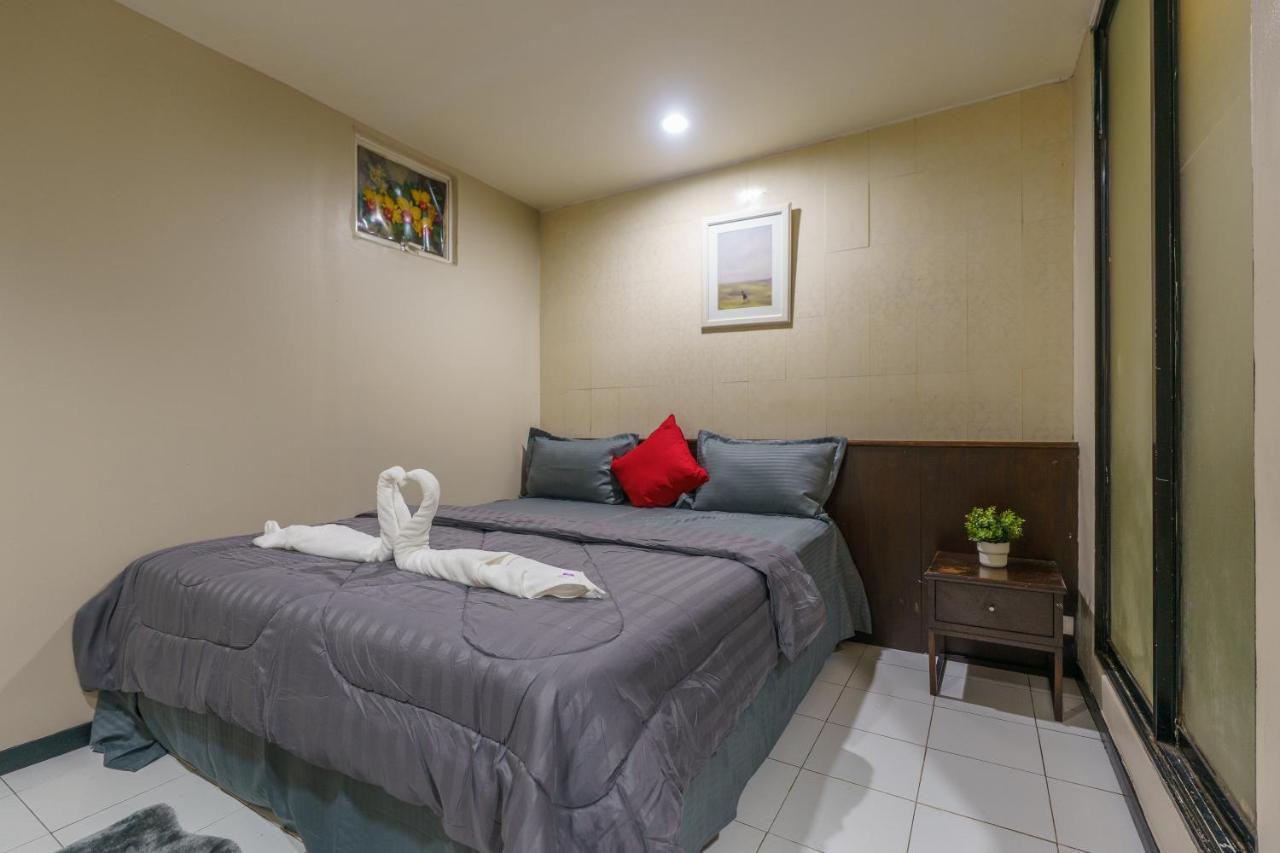 Cheqinn Bed Sukhumvit 4 Nana Plaza Banguecoque Exterior foto