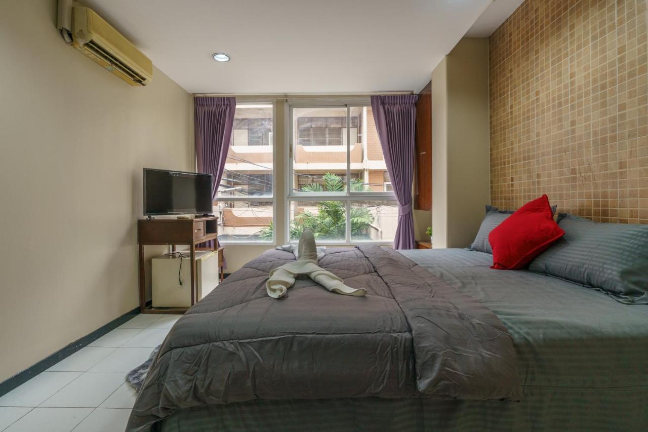 Cheqinn Bed Sukhumvit 4 Nana Plaza Banguecoque Exterior foto