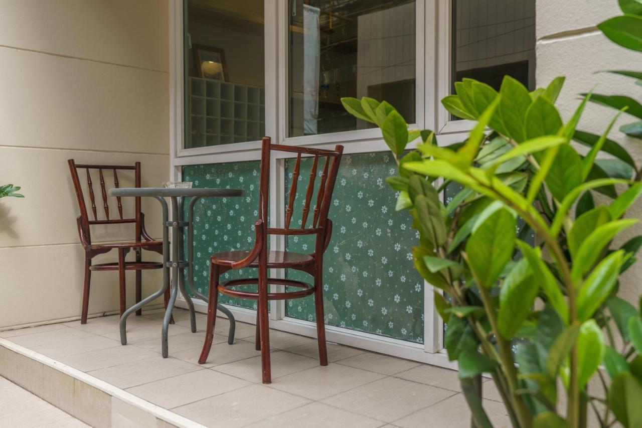 Cheqinn Bed Sukhumvit 4 Nana Plaza Banguecoque Exterior foto