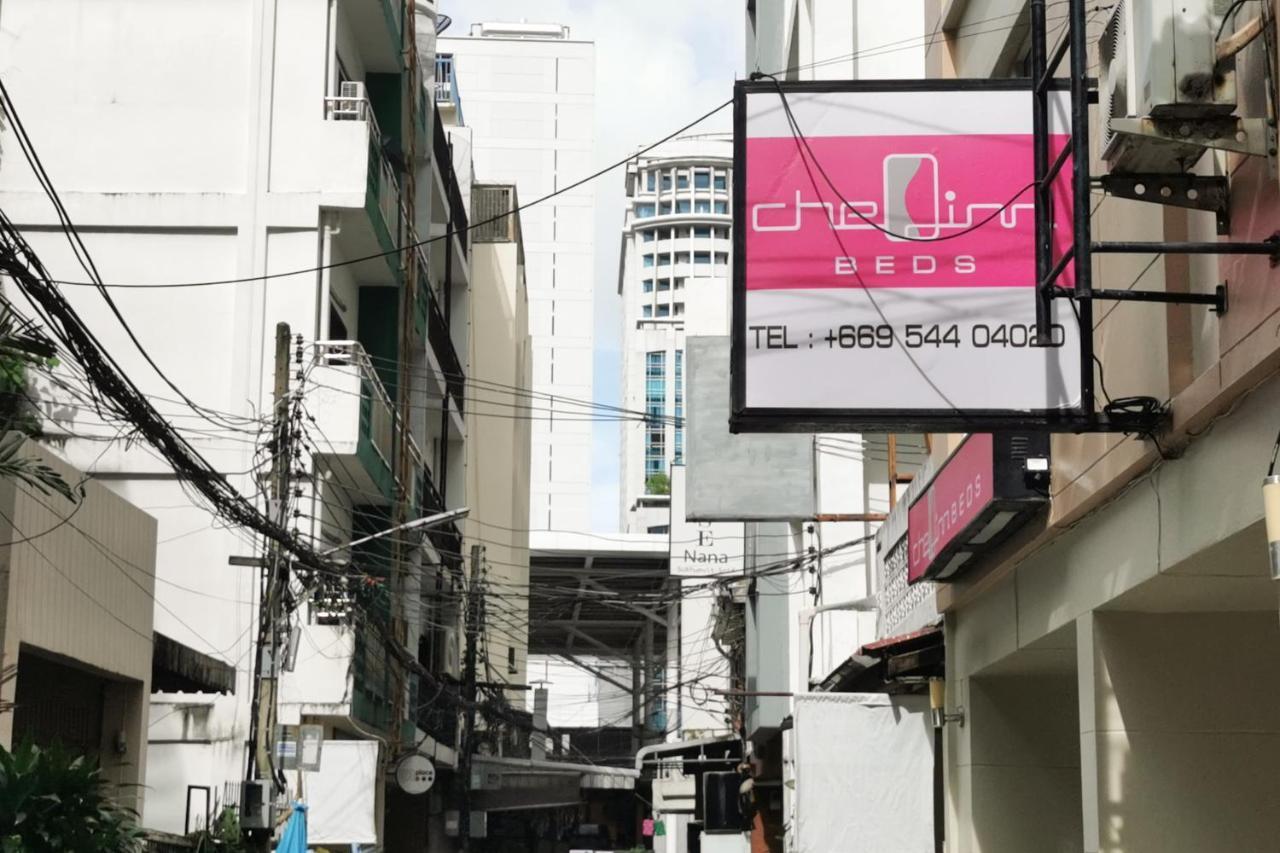 Cheqinn Bed Sukhumvit 4 Nana Plaza Banguecoque Exterior foto